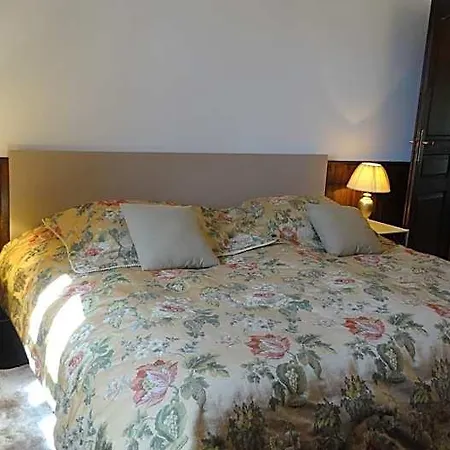 Au Chateau De Vernieres Hotel Saint-Flour (Cantal)