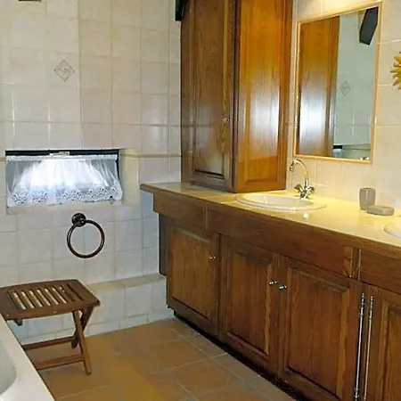 Hotel Au Chateau De Vernieres Saint-Flour (Cantal)